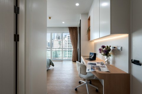 Condo in Bangkok, Thailand, 2 bedrooms  № 147041 - photo 10