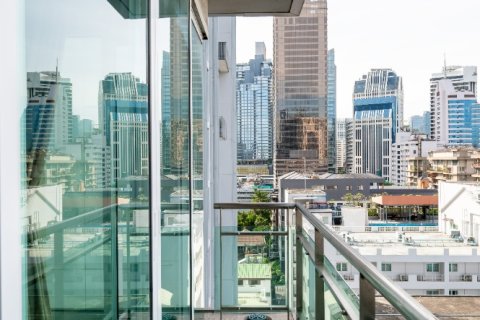 Condo in Bangkok, Thailand, 2 bedrooms  № 147041 - photo 20