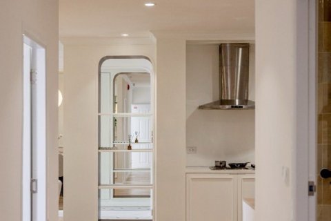 Кондоминиум с 3 спальнями в Бангкоке, Таиланд № 147039 - фото 14