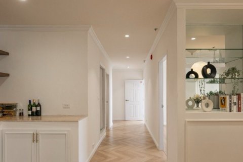 Кондоминиум с 3 спальнями в Бангкоке, Таиланд № 147039 - фото 7