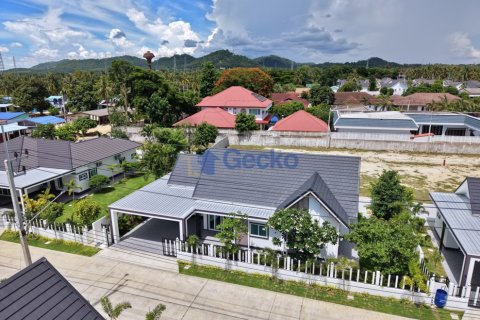 House in Pattaya, Thailand 3 bedrooms № 199593 - photo 21