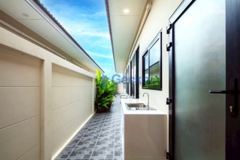 House in Pattaya, Thailand 3 bedrooms № 199591 - photo 27