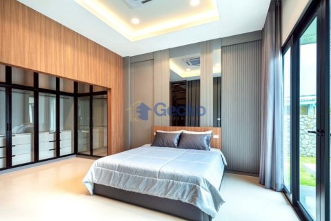 House in Pattaya, Thailand 3 bedrooms № 199591 - photo 13