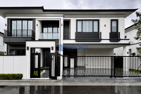 House in Pattaya, Thailand 4 bedrooms № 199596 - photo 22