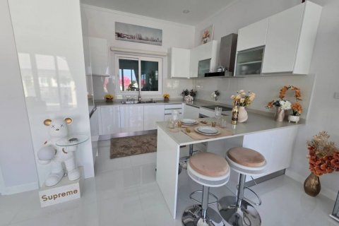Villa in Cha-am, Thailand 2 bedrooms № 119396 - photo 6