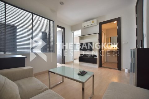 Condo in Bangkok, Thailand, 1 bedroom № 208592 - photo 8
