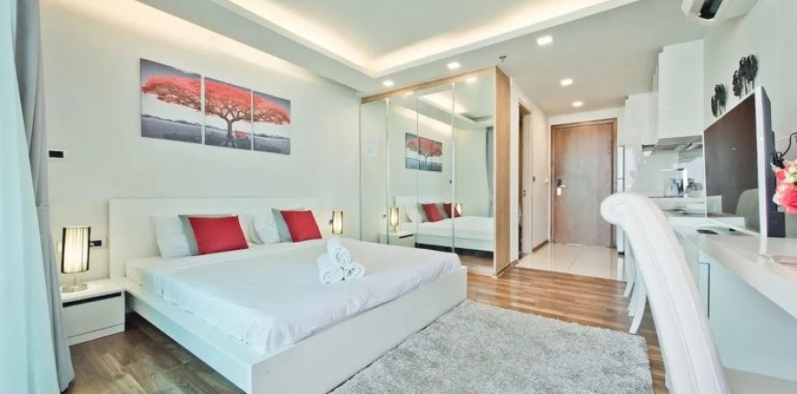 Studio dans le Condo à Pattaya, Thaïlande à THE PEAK TOWERS  № 205470