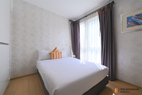 Condo in Bangkok, Thailand, 2 bedrooms № 184334 - photo 1
