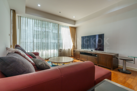 Condo in Bangkok, Thailand, 2 bedrooms  № 184330 - photo 1