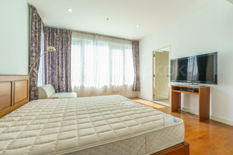 Condo in Bangkok, Thailand, 2 bedrooms  № 184330 - photo 3