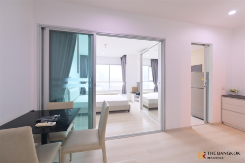 Condo in Bangkok, Thailand, 1 bedroom № 184328 - photo 2