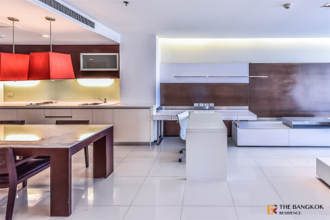 Condo in Bangkok, Thailand, 2 bedrooms № 184331 - photo 2