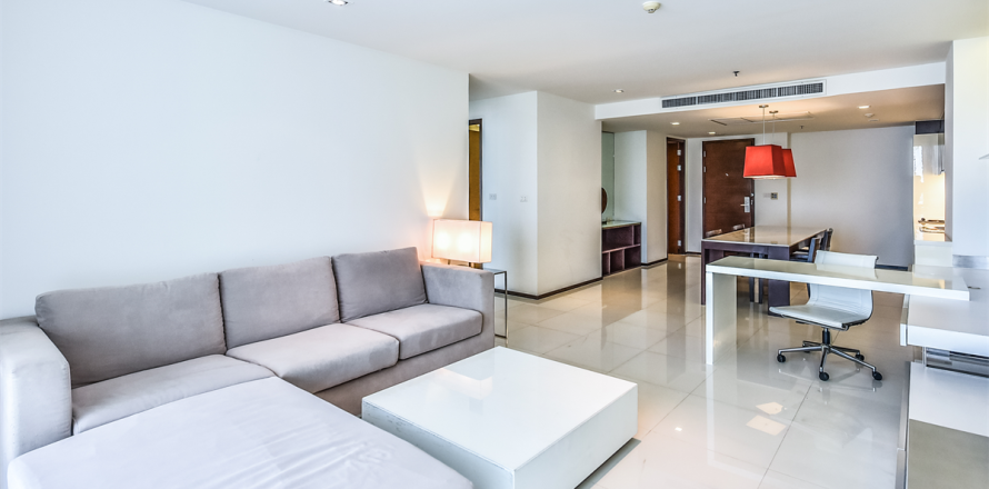 Condo in Bangkok, Thailand, 2 bedrooms № 184331