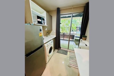 Studio dans le Condo à Khlong Toei, Bangkok, Thaïlande  № 160397 - photo 4