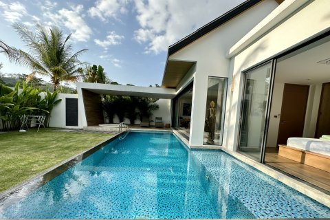 Villa in Phuket, Thailand 2 bedrooms № 160392 - photo 26