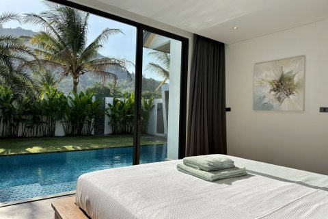 Villa in Phuket, Thailand 2 bedrooms № 160392 - photo 16