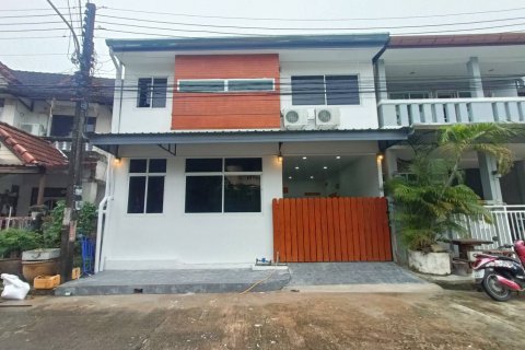 Townhouse à Phuket, Thaïlande 3 chambres № 138173 - photo 1