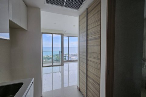 Studio in the Condo in Pattaya, Thailand  № 138171 - photo 3