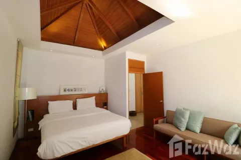 House in Phuket, Thailand 3 bedrooms № 139172 - photo 13