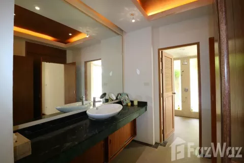 House in Phuket, Thailand 3 bedrooms № 139172 - photo 23