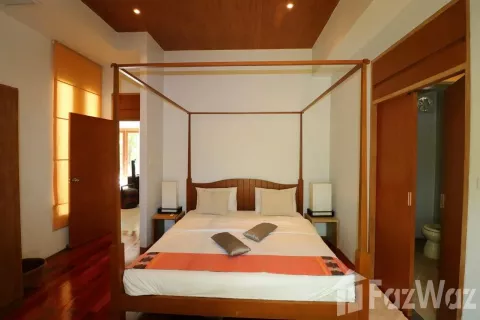 House in Phuket, Thailand 3 bedrooms № 139172 - photo 14