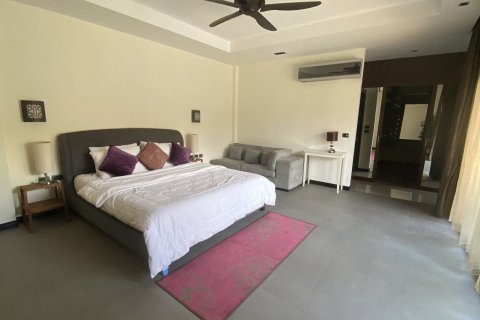 Villa in Pattaya, Thailand 3 bedrooms № 162118 - photo 4