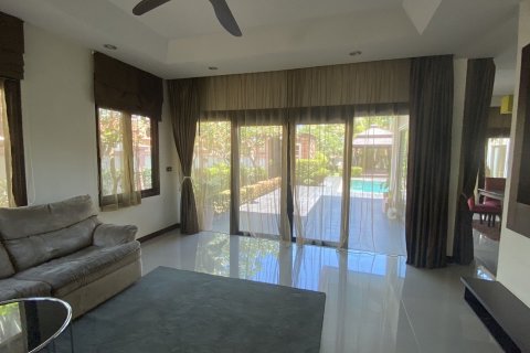 Villa in Pattaya, Thailand 3 bedrooms № 162118 - photo 14