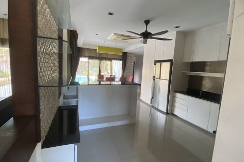 Villa in Pattaya, Thailand 3 bedrooms № 162118 - photo 17