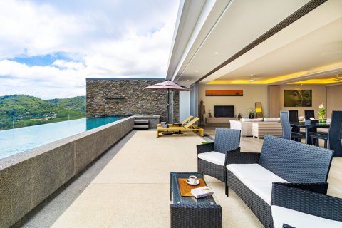 Penthouse in Phuket, Thailand 2 bedrooms № 162121 - photo 7