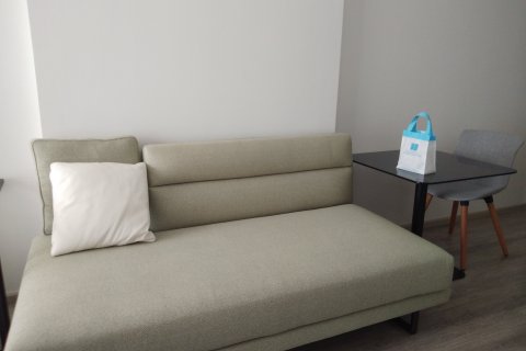 Studio in the Condo in Huai Khwang, Bangkok, Thailand  № 173810 - photo 1