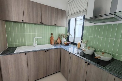 House in Samut Prakan, Thailand 4 bedrooms № 173806 - photo 9