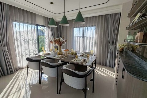 House in Samut Prakan, Thailand 4 bedrooms № 173806 - photo 7