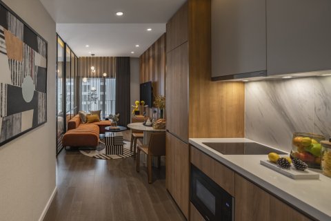 Condo in Bangkok, Thailand, 1 bedroom  № 180696 - photo 2