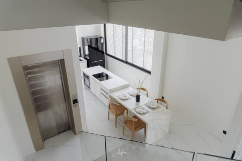 House in Bangkok, Thailand 3 bedrooms № 180697 - photo 17