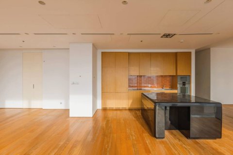 Condo in Bangkok, Thailand, 2 bedrooms  № 180701 - photo 7