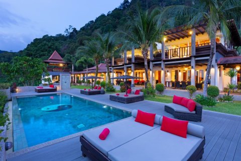 House in Phuket, Thailand 8 bedrooms № 180700 - photo 29