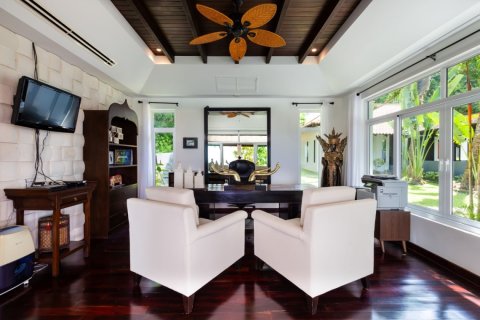House in Phuket, Thailand 8 bedrooms № 180700 - photo 24