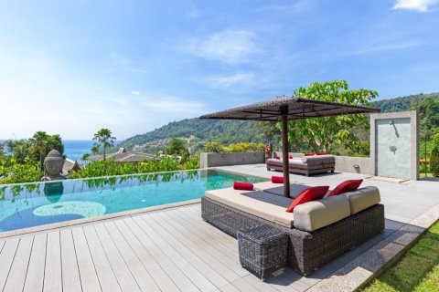 House in Phuket, Thailand 8 bedrooms № 180700 - photo 4