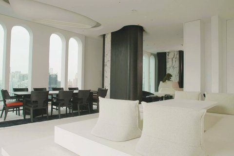 Penthouse in Bangkok, Thailand 4 bedrooms № 180699 - photo 2