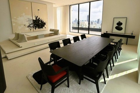Penthouse in Bangkok, Thailand 4 bedrooms № 180699 - photo 6