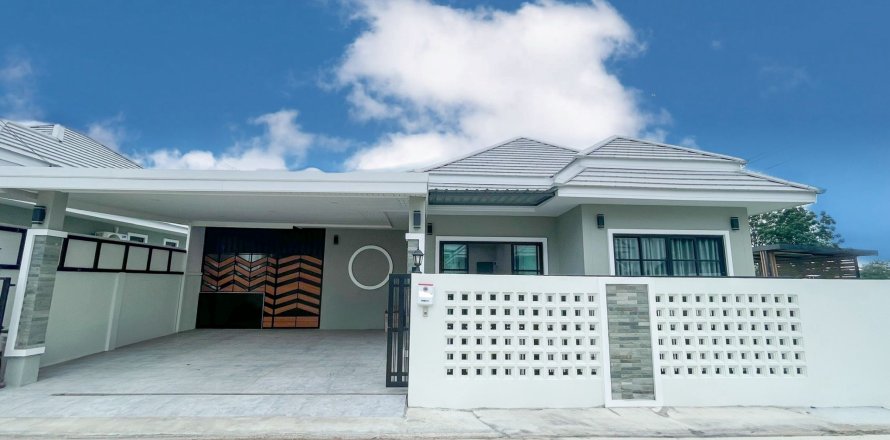 House in Hua Hin, Thailand 3 bedrooms № 141313