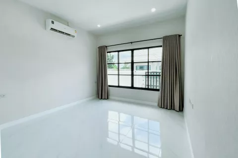 House in Hua Hin, Thailand 3 bedrooms № 141313 - photo 4