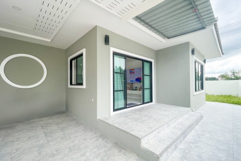 House in Hua Hin, Thailand 3 bedrooms № 141313 - photo 2