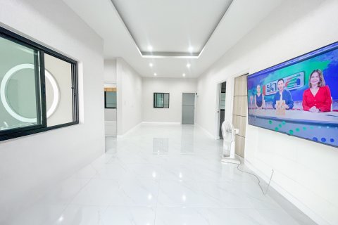 House in Hua Hin, Thailand 3 bedrooms № 141313 - photo 3