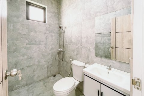 House in Hua Hin, Thailand 3 bedrooms № 141313 - photo 13