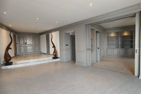 Condo à Khlong San, Bangkok, Thaïlande, 3 chambres  № 141311 - photo 4