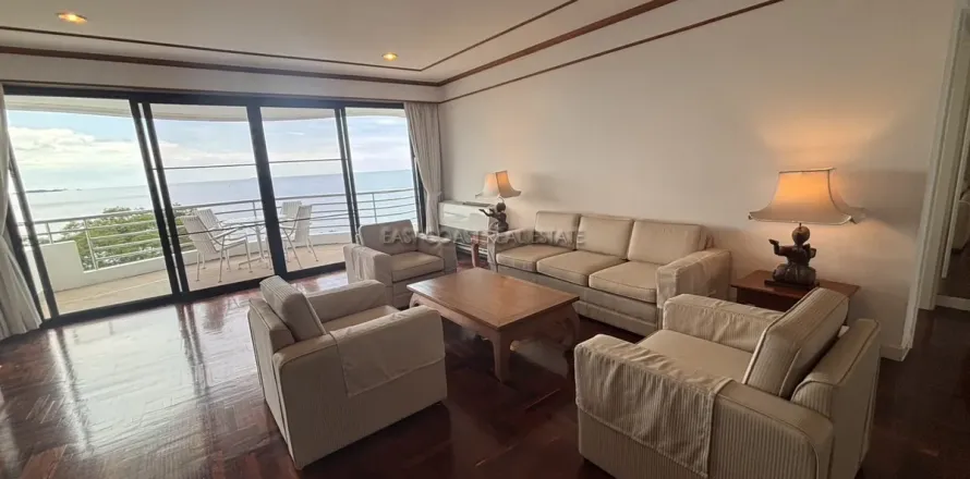Condominio de 3 dormitorios en Pattaya, Tailandia № 213061