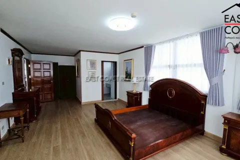 Condominio de 3 dormitorios en Jomtien Beach, Pattaya, Tailandia № 213064 - foto 22