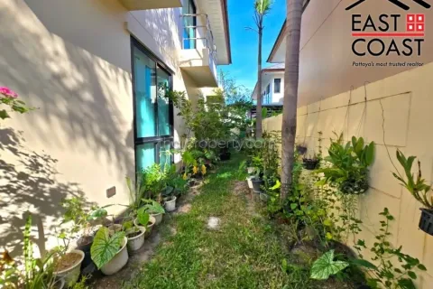 Casa de 3 dormitorios en Pattaya, Tailandia № 213060 - foto 5