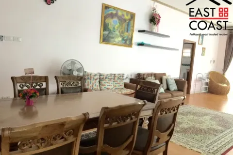 Casa de 6 dormitorios en Jomtien Beach, Pattaya, Tailandia № 213065 - foto 7